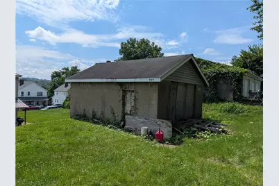 309 1st St, East Bethlehem, PA 15368 - Photo 12