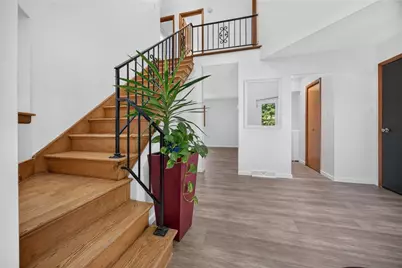 540 Lisa Dr, West Mifflin, PA 15122 - Photo 6