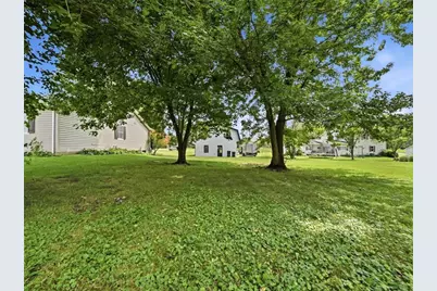 167 Grandview Ave, Center Township, PA 15061 - Photo 16