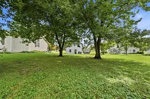 167 Grandview Ave, Center Township, PA 15061 - Photo 16
