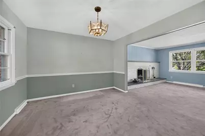800 Chateau Dr, Franklin Township, PA 16117 - Photo 14