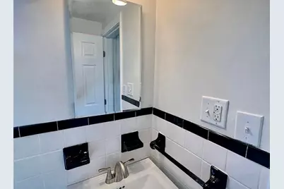719 Shadycrest Court, Beechview, PA 15216 - Photo 14