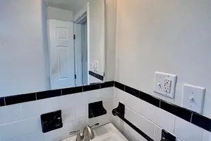 719 Shadycrest Ct, Beechview, PA 15216 - Photo 14