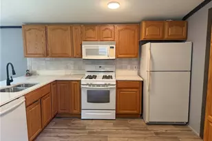 232 Sunny Hill Dr, Adams Township, PA 16059 - Photo 10