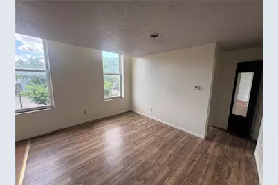 570 Miller Ave #7, Clairton, PA 15025 - Photo 2