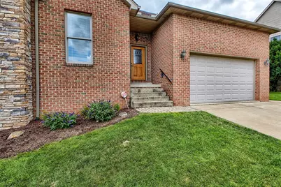 34 Harrington Way, Hempfield Township, PA 15601 - Photo 6