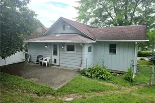 213 Rosecrest Dr, Monroeville, PA 15146 - Photo 1
