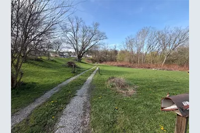 23 Hogsett Ln, North Union Township, PA 15401 - Photo 2