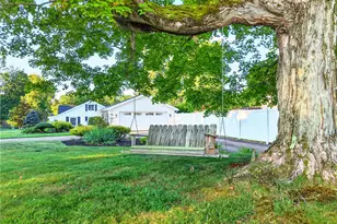 11753 Oakview Rd, Sadsbury, PA 16316 - Photo 2
