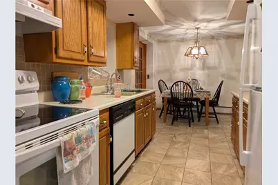 35 Janyce, Hempfield Township, PA 15601 - Photo 4
