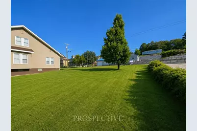393 N Gallatin Ave, North Union Township, PA 15401 - Photo 14