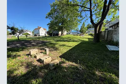 393 N Gallatin Ave, North Union Township, PA 15401 - Photo 8