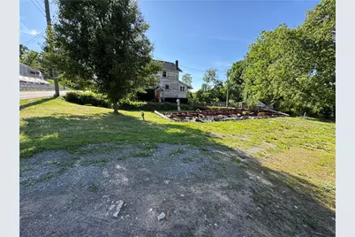 393 N Gallatin Ave, North Union Township, PA 15401 - Photo 2