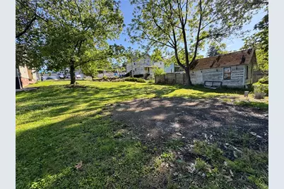 393 N Gallatin Ave, North Union Township, PA 15401 - Photo 20