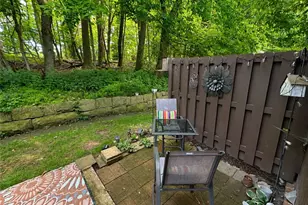 515 Kingsberry Ct, Ross Twp, PA 15237 - Photo 8