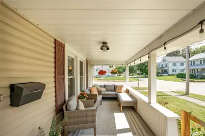 801 Stewart Ave, Grove City Boro, PA 16127 - Photo 4
