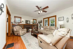 801 Stewart Ave, Grove City Boro, PA 16127 - Photo 8