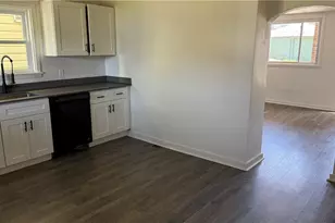 615 9th St, Glassport, PA 15045 - Photo 8