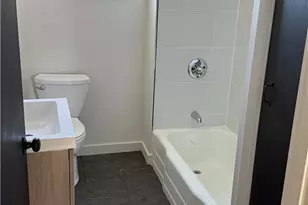 615 9th St, Glassport, PA 15045 - Photo 12