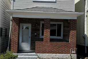 615 9th St, Glassport, PA 15045 - Photo 1