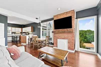 6 Holt St, Pittsburgh, PA 15203 - Photo 6