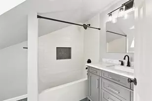 6 Holt St, Pittsburgh, PA 15203 - Photo 30