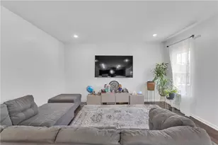 507 Audrey Ct, Zelienople, PA 16063 - Photo 10