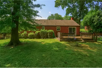 1557 Lenora Dr, Pittsburgh, PA 15237 - Photo 18