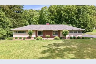 215 E Maitland Lane, Neshannock Township, PA 16105 - Photo 1