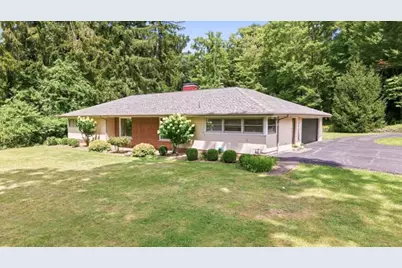 215 E Maitland Lane, Neshannock Township, PA 16105 - Photo 26