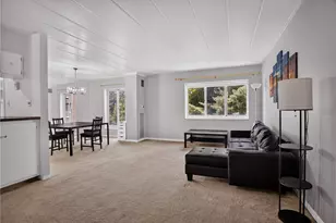 5 Bayard Rd, Pittsburgh, PA 15213 - Photo 2