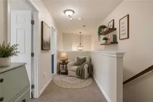 205 Broadstone Dr, Adams Township, PA 16046 - Photo 16