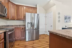 205 Broadstone Dr, Adams Township, PA 16046 - Photo 12