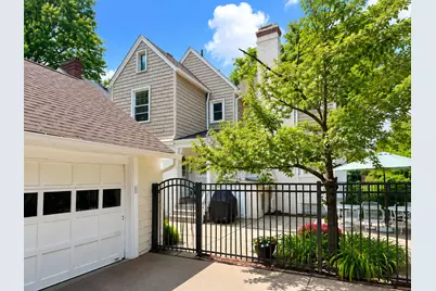 143 W Swissvale Avenue, Pittsburgh, PA 15218 - Photo 4
