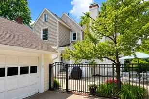 143 W Swissvale Ave, Pittsburgh, PA 15218 - Photo 4