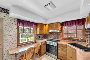 407 Darlington Rd, Patterson Township, PA 15010 - Photo 8