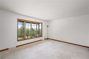 303 Primrose Dr, Buffalo Township, PA 16055 - Photo 8