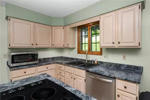303 Primrose Dr, Buffalo Township, PA 16055 - Photo 14