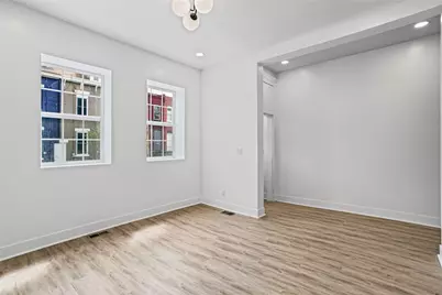 2013 Forbes Ave, Pittsburgh, PA 15219 - Photo 4