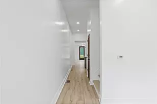 2013 Forbes Ave, Pittsburgh, PA 15219 - Photo 8
