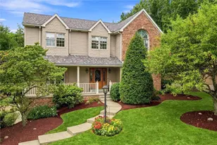 381 Cobblestone Cir, Robinson Twp, PA 15136 - Photo 2