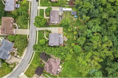 381 Cobblestone Cir, Robinson Twp, PA 15136 - Photo 46