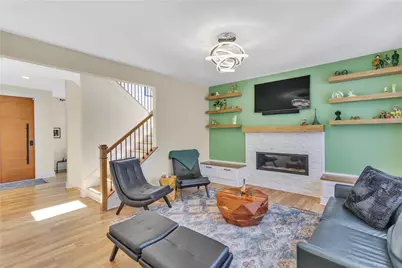 1048 Honey Locust Dr, Jeannette, PA 15644 - Photo 12