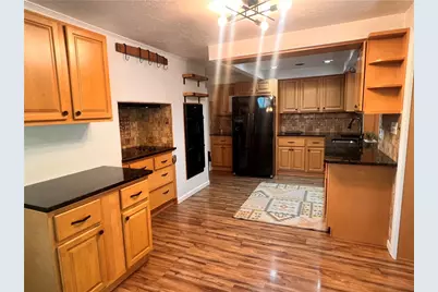 306 Black Walnut Dr, Salem Township, PA 15601 - Photo 18