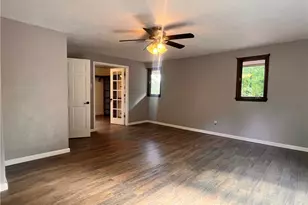 306 Black Walnut Dr, Salem Township, PA 15601 - Photo 32