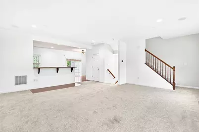 683 Freedom Dr, Collier Township, PA 15106 - Photo 10