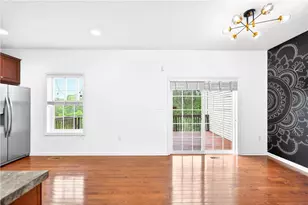 683 Freedom Dr, Collier Township, PA 15106 - Photo 4