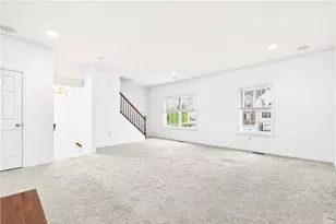 683 Freedom Dr, Collier Township, PA 15106 - Photo 8