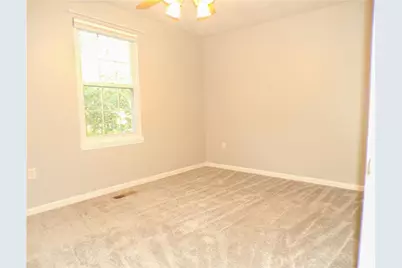 211 Hummingbird Hl, Cranberry Township, PA 16066 - Photo 16