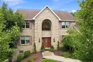 9551 Downing Pl, North Huntingdon, PA 15642 - Photo 2